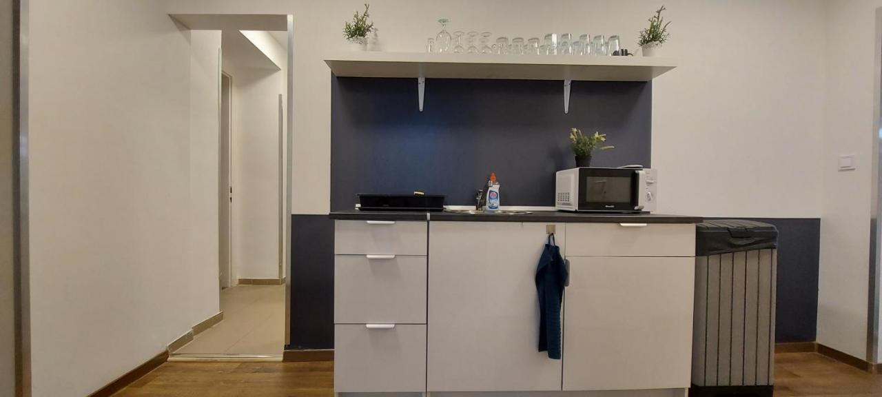 K21 Party Apartment Hotel With Inhouse Ruin Pub Budapest Esterno foto